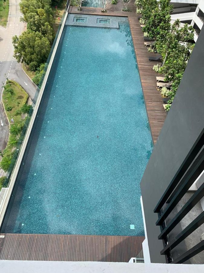 Kyra Homestay Centrus Soho Cyberjaya *Wifi And Pool* Exterior photo