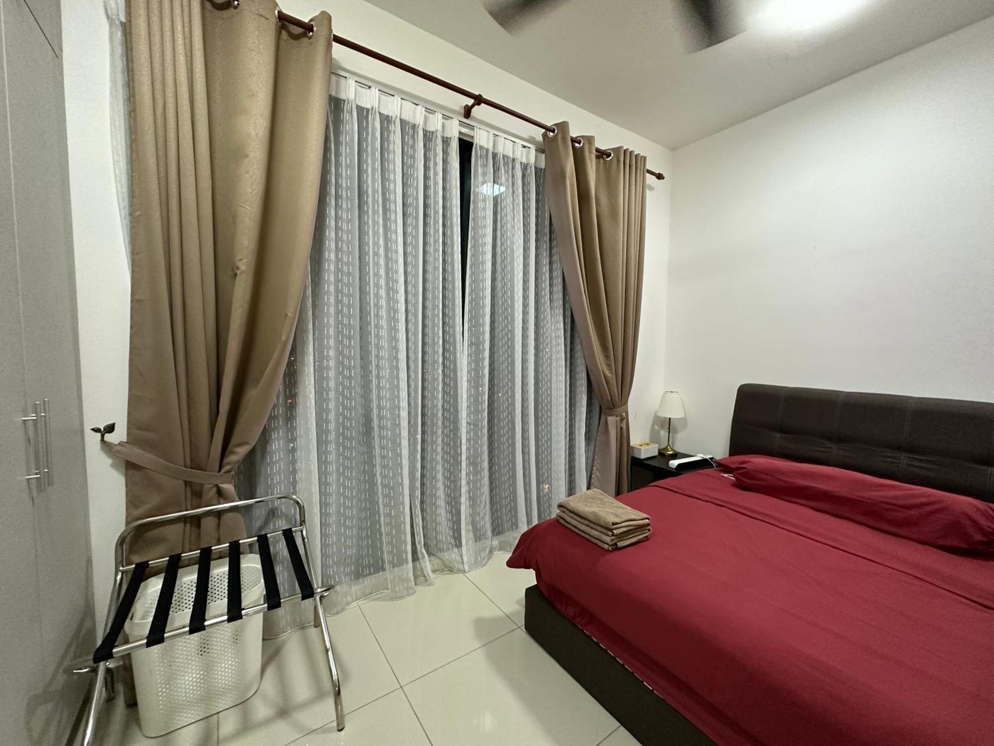 Kyra Homestay Centrus Soho Cyberjaya *Wifi And Pool* Exterior photo